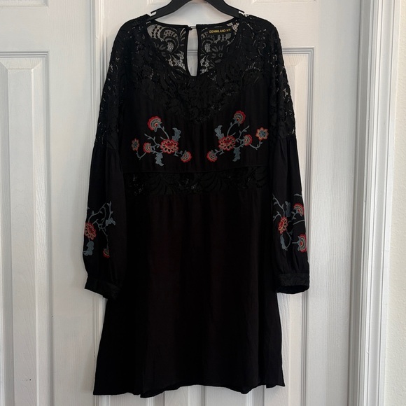 Denimland Black Rayon Floral Embroidered Boho Lace Long sleeve Dress - M - Picture 1 of 10